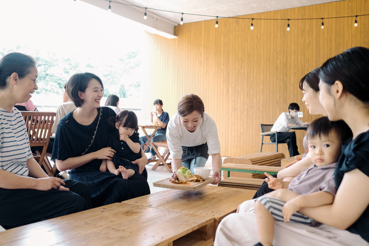 若桜線 隼駅にあるホールスタッフ・フロアスタッフ【外食】求人