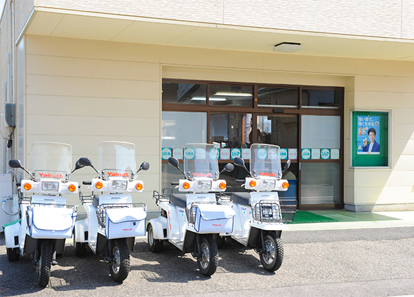 鳥取県倉吉市にある販売スタッフ・売場担当【アパレル他】求人