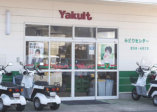 鳥取県東伯郡北栄町にある販売スタッフ・売場担当【アパレル他】求人