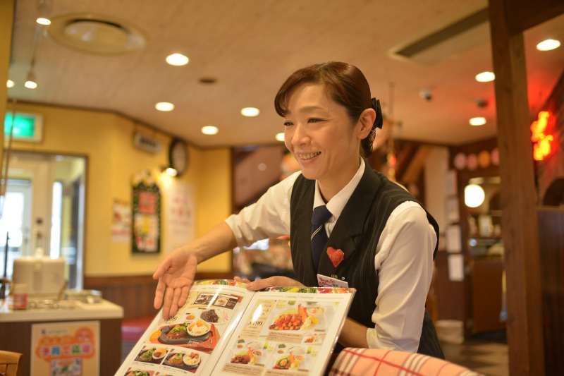 鳥取県倉吉市にあるホールスタッフ・フロアスタッフ【外食】求人