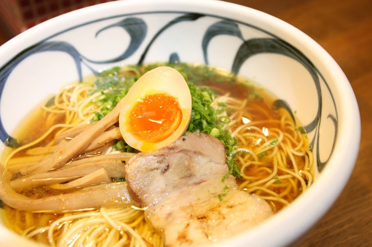鳥取県八頭郡八頭町にあるホールスタッフ・フロアスタッフ【外食】求人